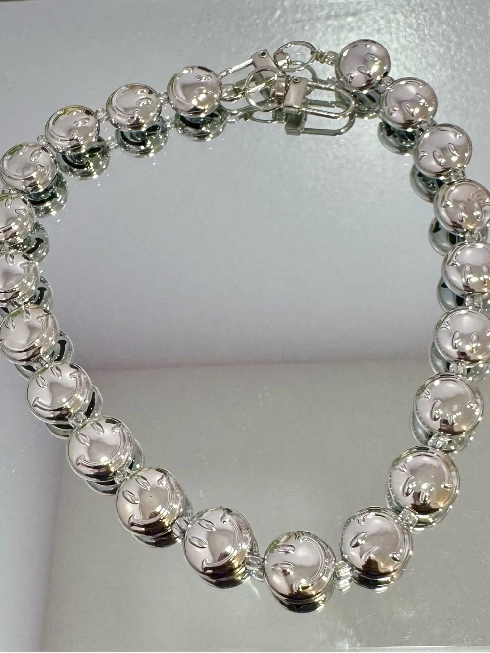 unbranded shiny silver